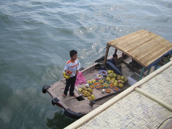 Halong Bay Vietnam - Boat Cruise